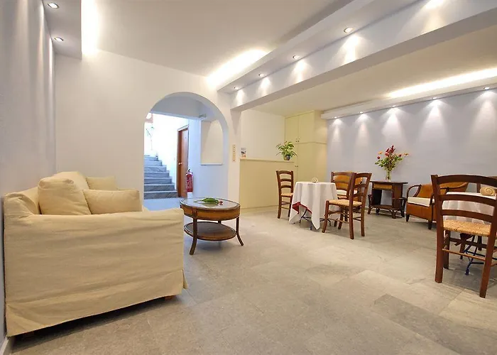 Princess Mare 公寓式酒店 Naxos City